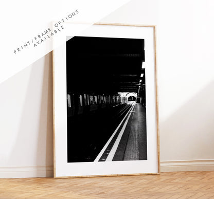 London Underground Print - London Photography Print - Fine Art Photography - London Print - Poster - Wall Art - Black and White - Modern